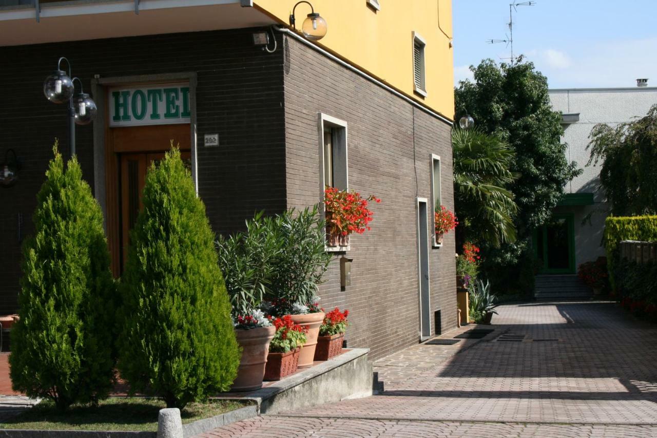 Albergo Nardini Lentate sul Seveso Ngoại thất bức ảnh