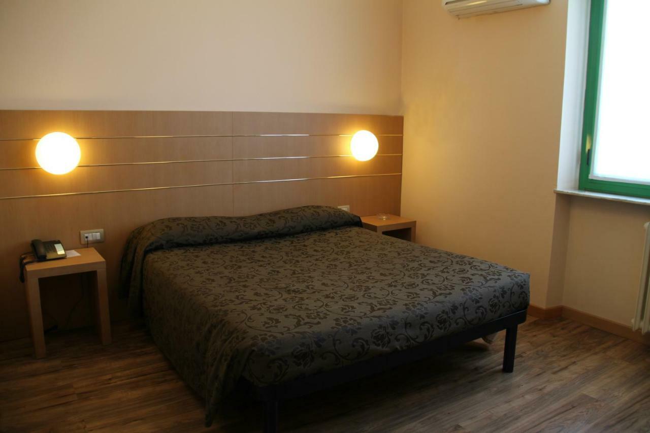 Albergo Nardini Lentate sul Seveso Ngoại thất bức ảnh