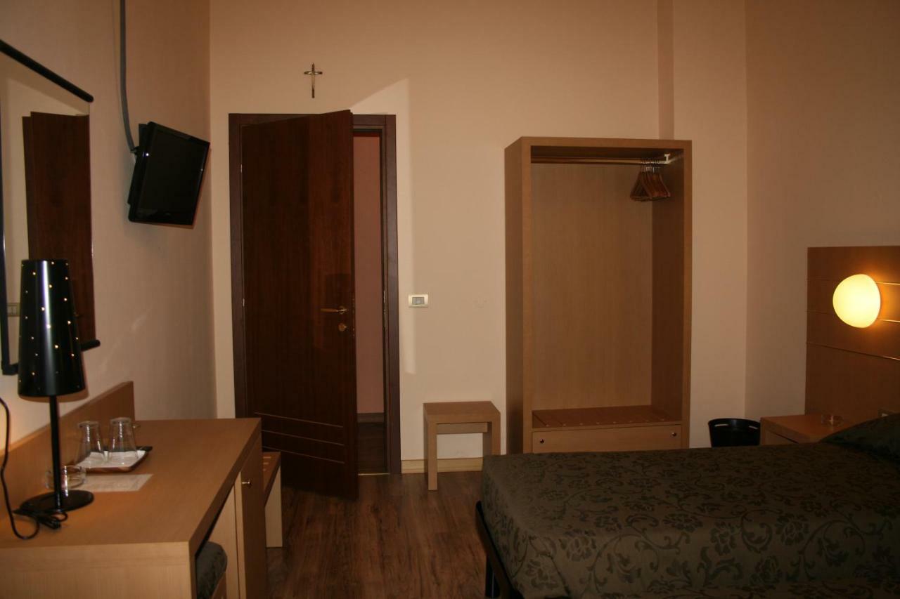 Albergo Nardini Lentate sul Seveso Ngoại thất bức ảnh